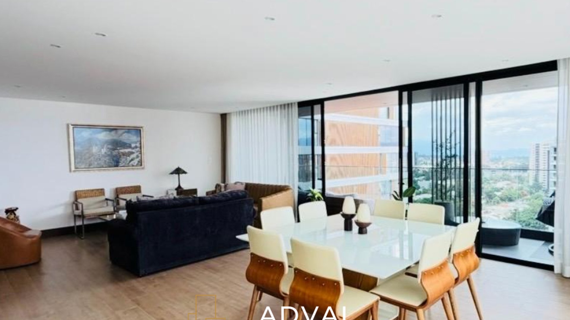 Lujoso apartamento en venta / renta Gaura Z.15 - Miniatura 2
