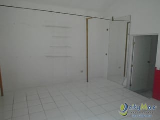Vendo Casa Sobre Calle Transitada Carretera al Salvador - 3
