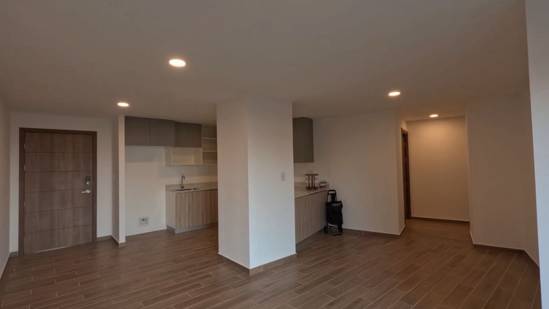 Apartamento en alquiler Parque 14. Zona 14