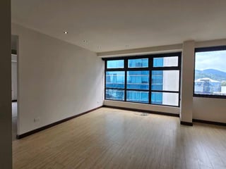 APARTAMENTO EN VENTA ZONA 10 - 4