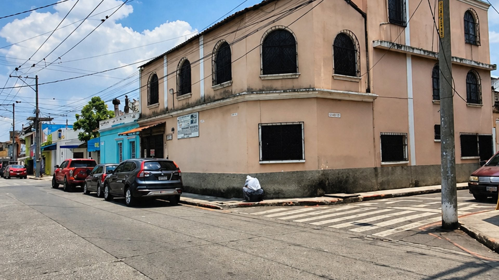 VENTA DE PROPIEDAD + NEGOCIO EN FUNCIONAMIENTO (CAFÉ / RESTAURANTE) | ZONA 1 DE GUATEMALA (SECTOR GERONA, FRENTE AL MINISTERIO PÚBLICO)