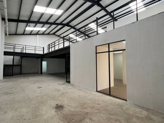 Bodega nueva en zona 13 disponible en venta! - 2
