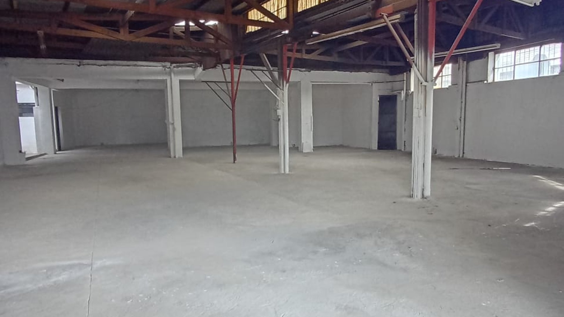Local Comercial en renta en la Quinta Samayoa zona 7 - Miniatura 8