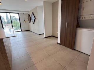 APARTAMENTO EN RENTA EDIFICIO MIRA, ZONA 10 1 HABITACIÓN   - 4