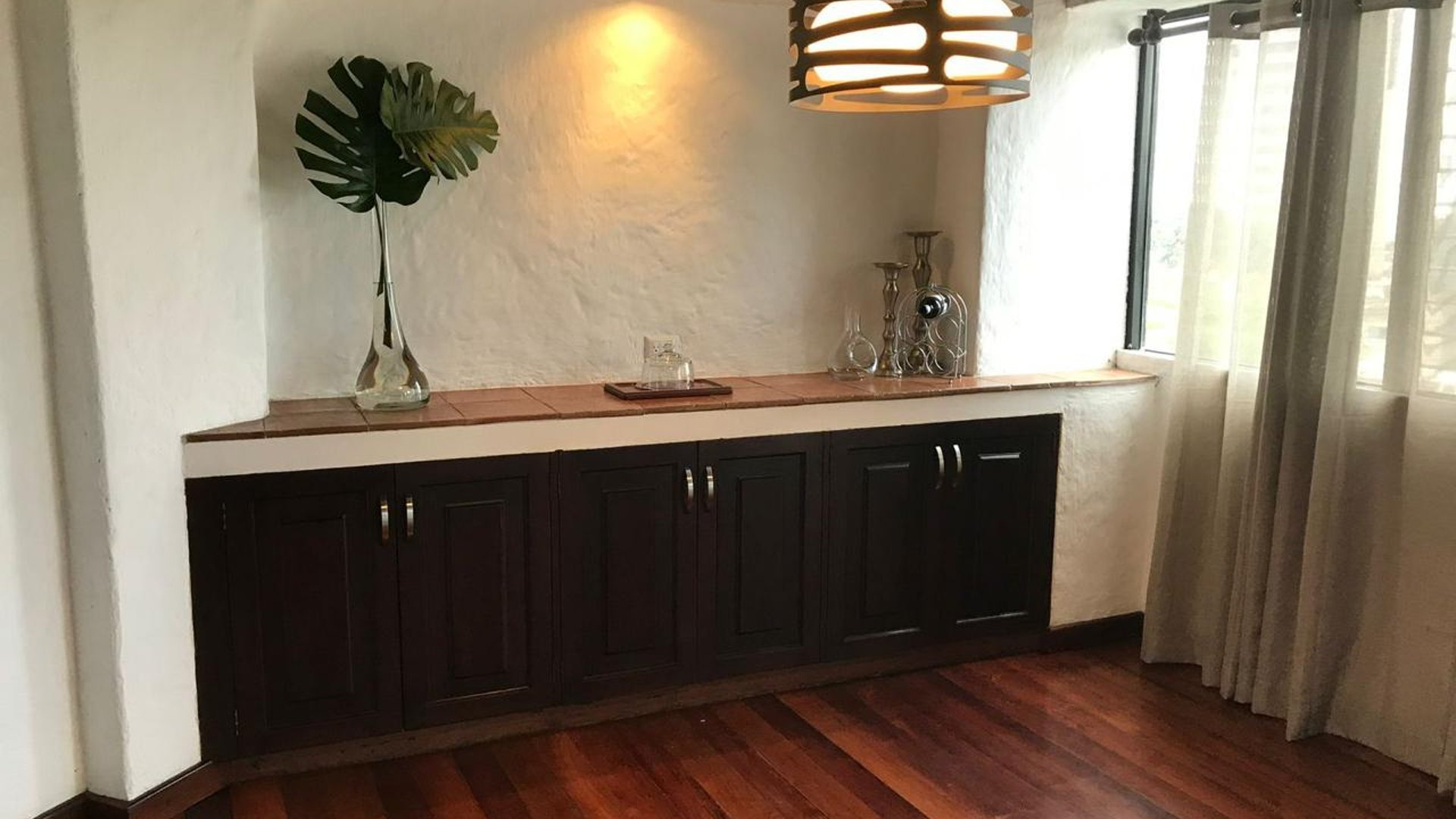 Apartamento en Alquiler Edificio La Barranca, zona 15 VH1 - Miniatura 4