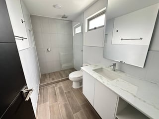 Apartamentos en renta en Edificio Segheria zona 14 - 5