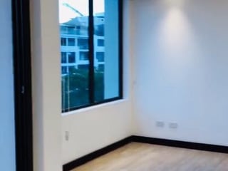 Rento Apartamento en LIV Zona 15  - 3