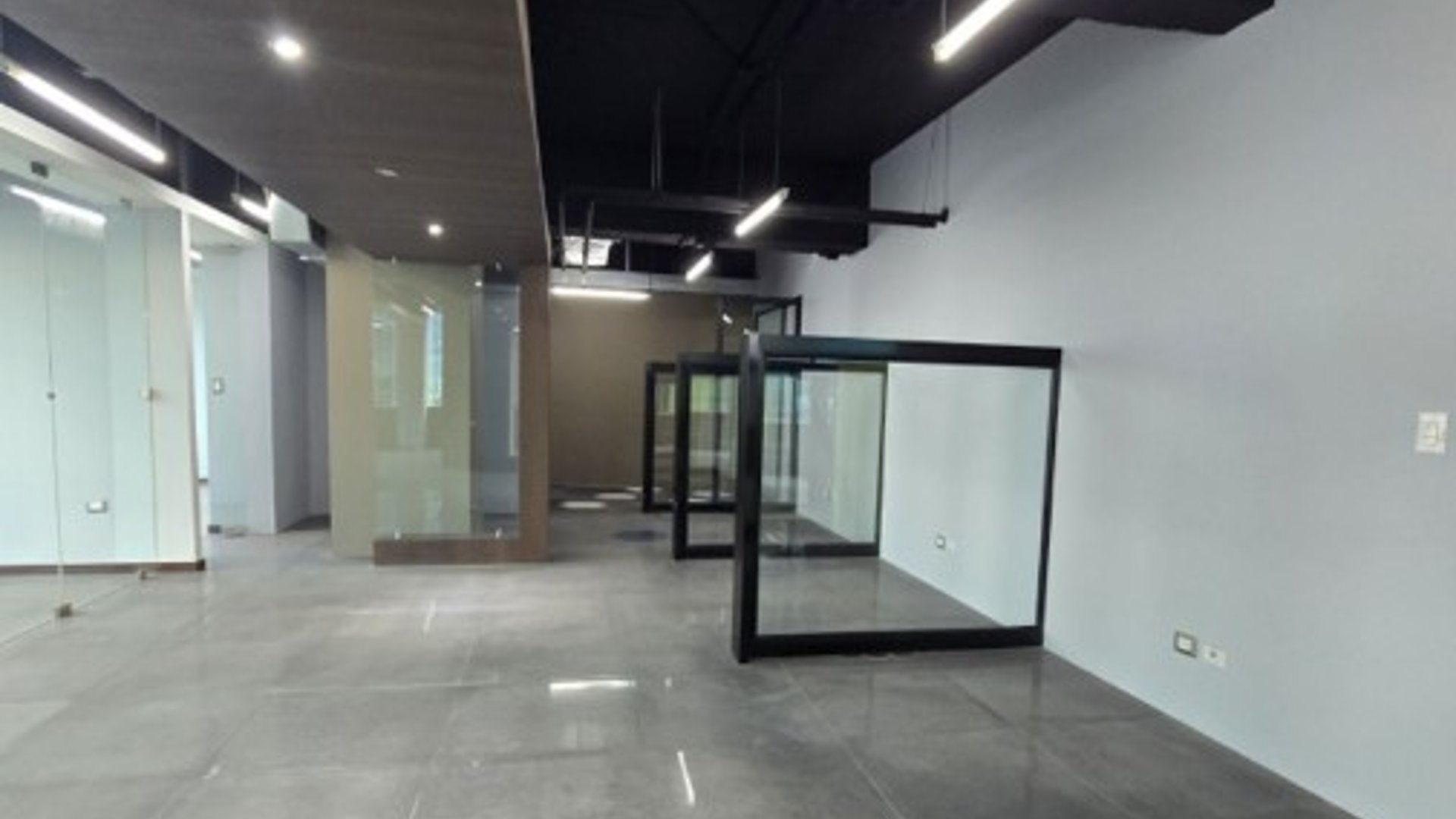 Oficinas en venta en Europlaza zona 14 Ref-5644 - Miniatura 11