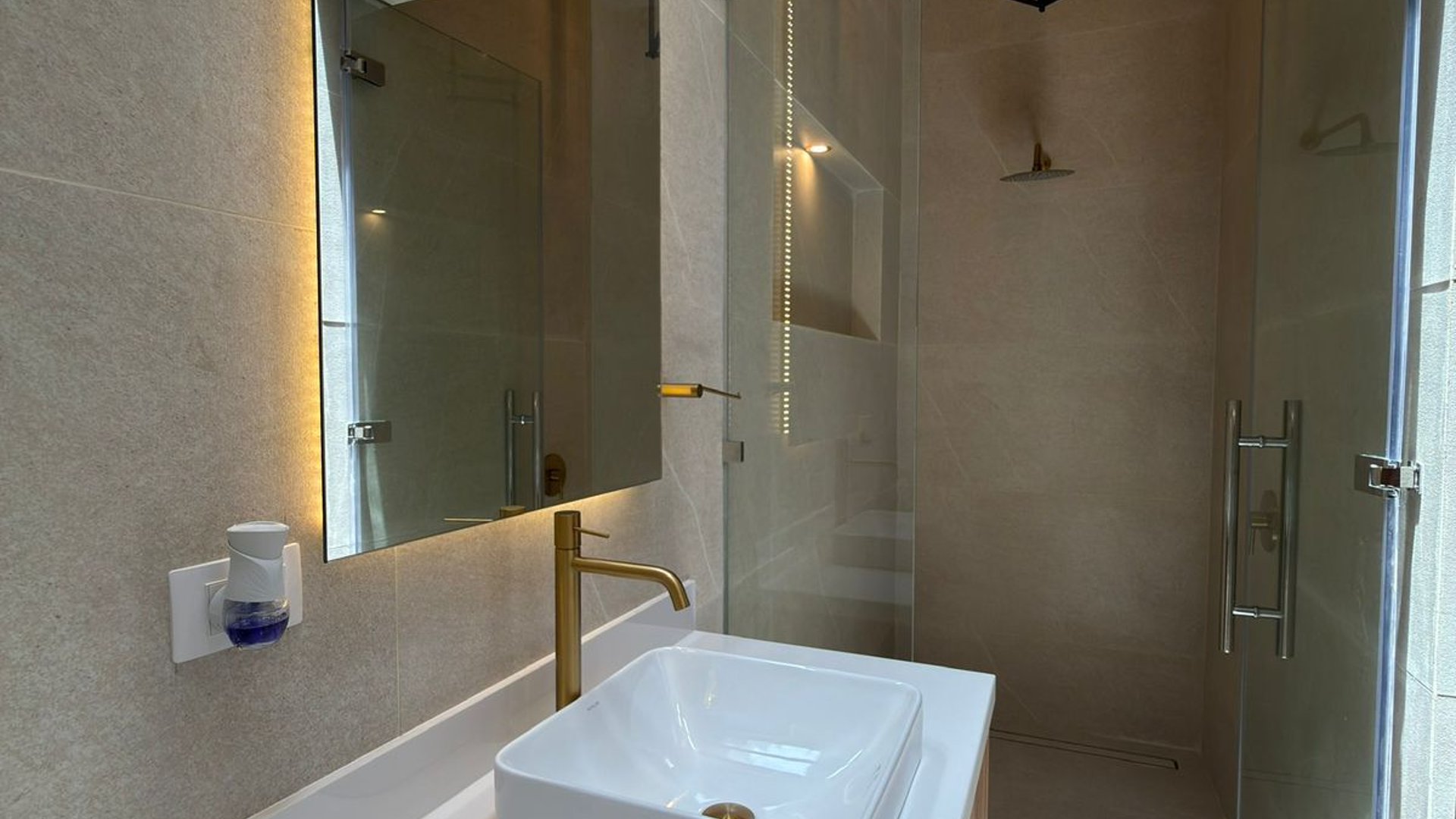 HERMOSA CASA EN VENTA EN CONDOMINIO EXCLUSIVO DE ANTIGUA G. - Miniatura 39