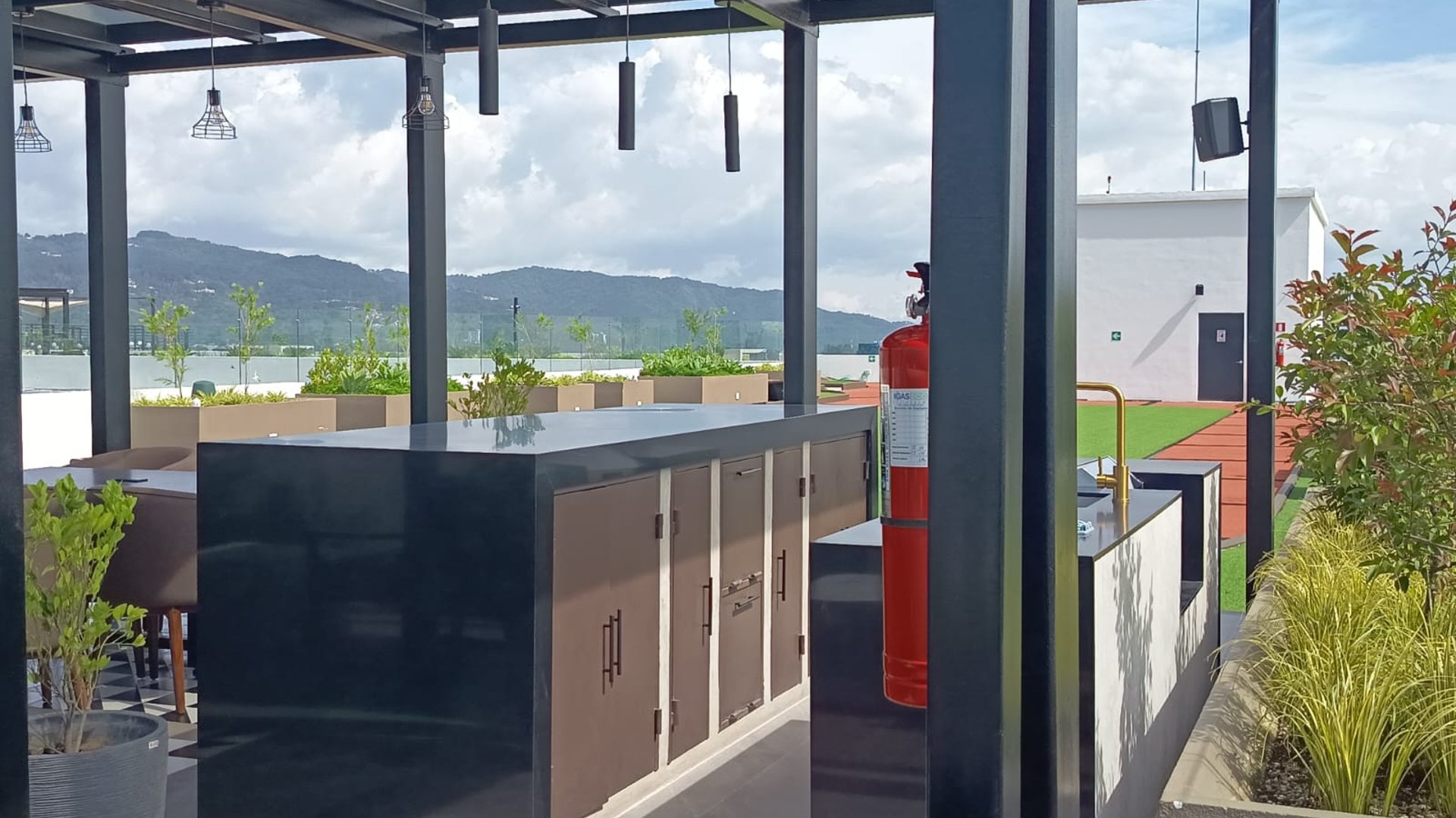 Apartamento en Venta en Zona 10 Edificio Atarah - Miniatura 2