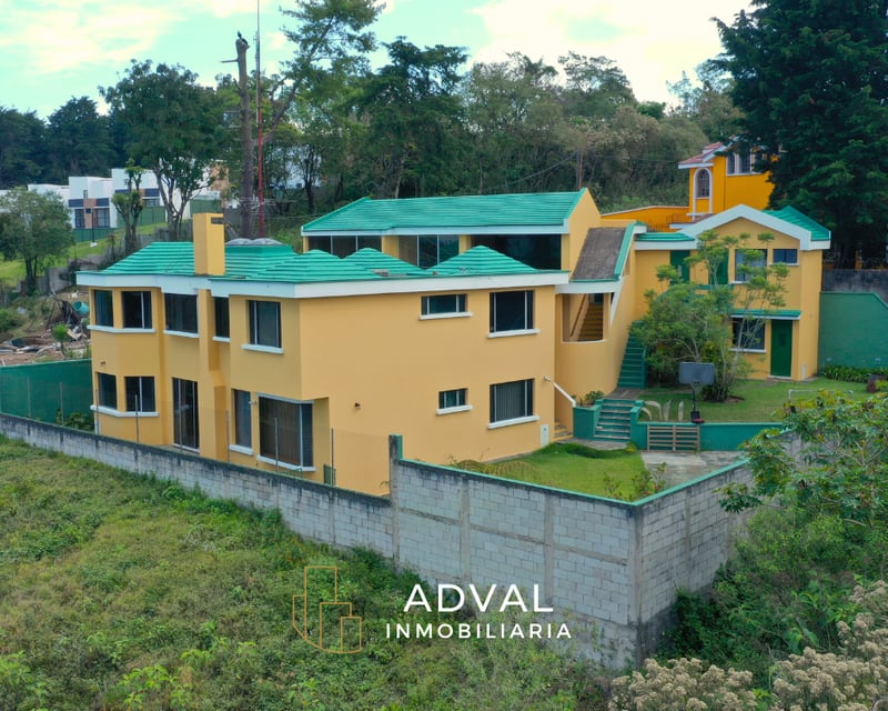 Casa en venta CAES KM 16.5 San Vicente con acceso por la 20 calle Zona 10