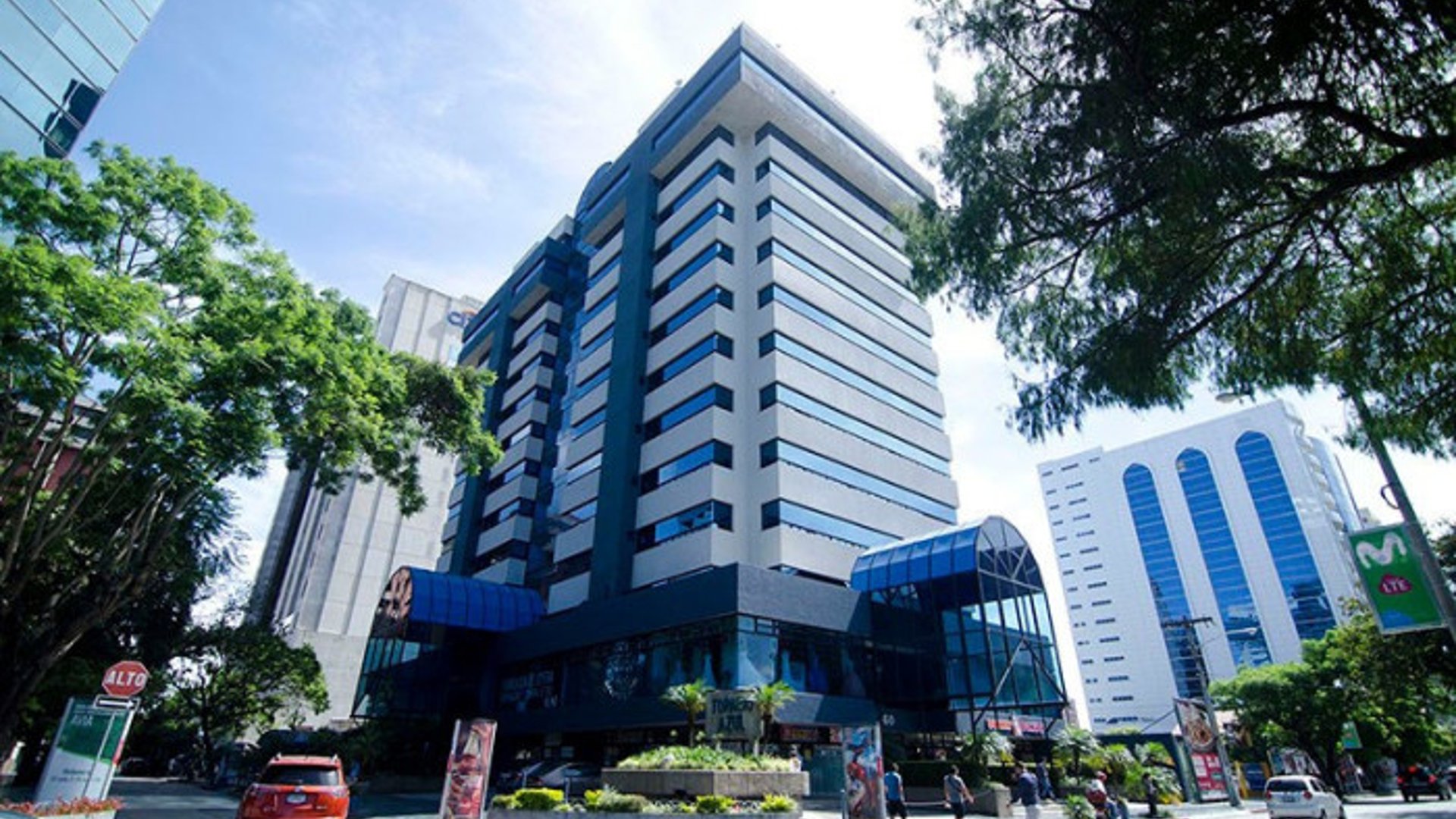 En alquiler en la zona 10 Espacio Comercial