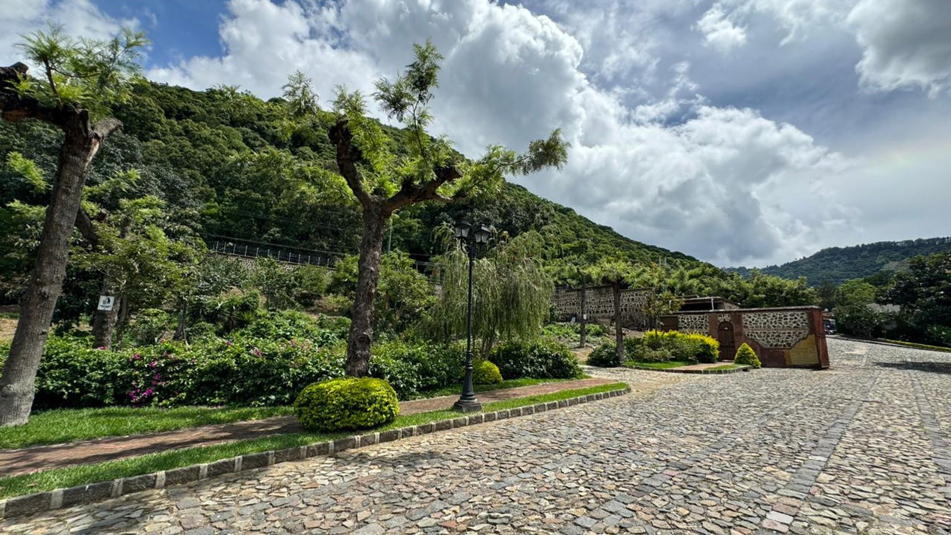 Vendo hermoso terreno cerca de la Antigua Guatemala