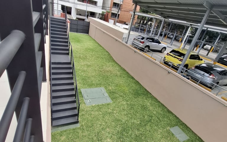 Oficinas en Venta para estrenar Burgo Zona 14 Guatemala - Miniatura 7