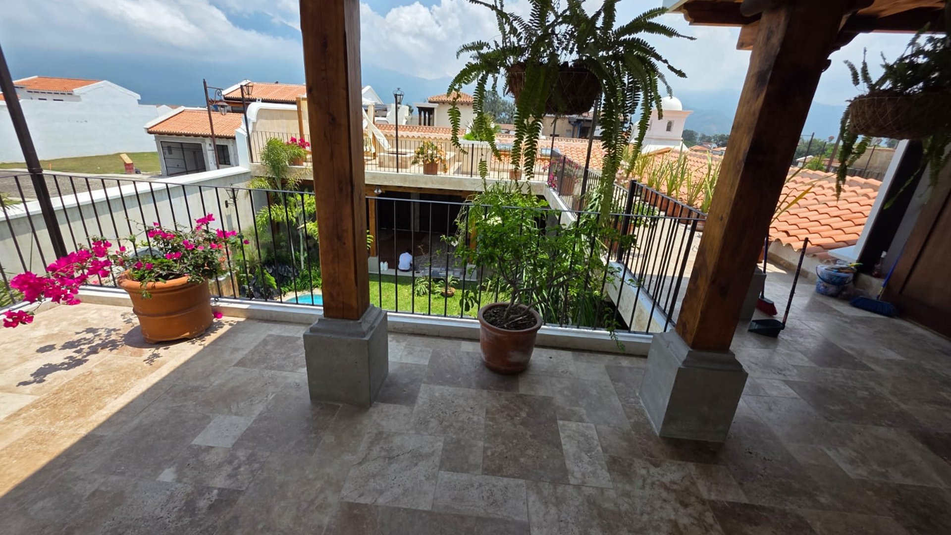 Casa en venta en Antigua Guatemala con 4 habitaciones Ref-4831