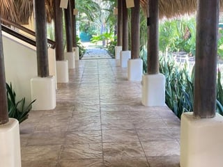 Beachfront 5-Bedroom House with Pool in Macamitas, Monterrico - Image 4