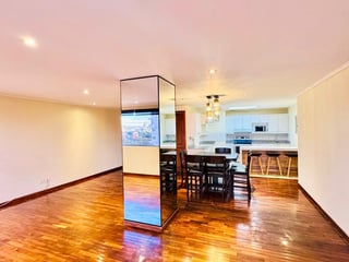 Apartamento en Venta, zona 10 - 4