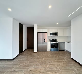 Apartamento en renta de 1 habitación en Zona 14