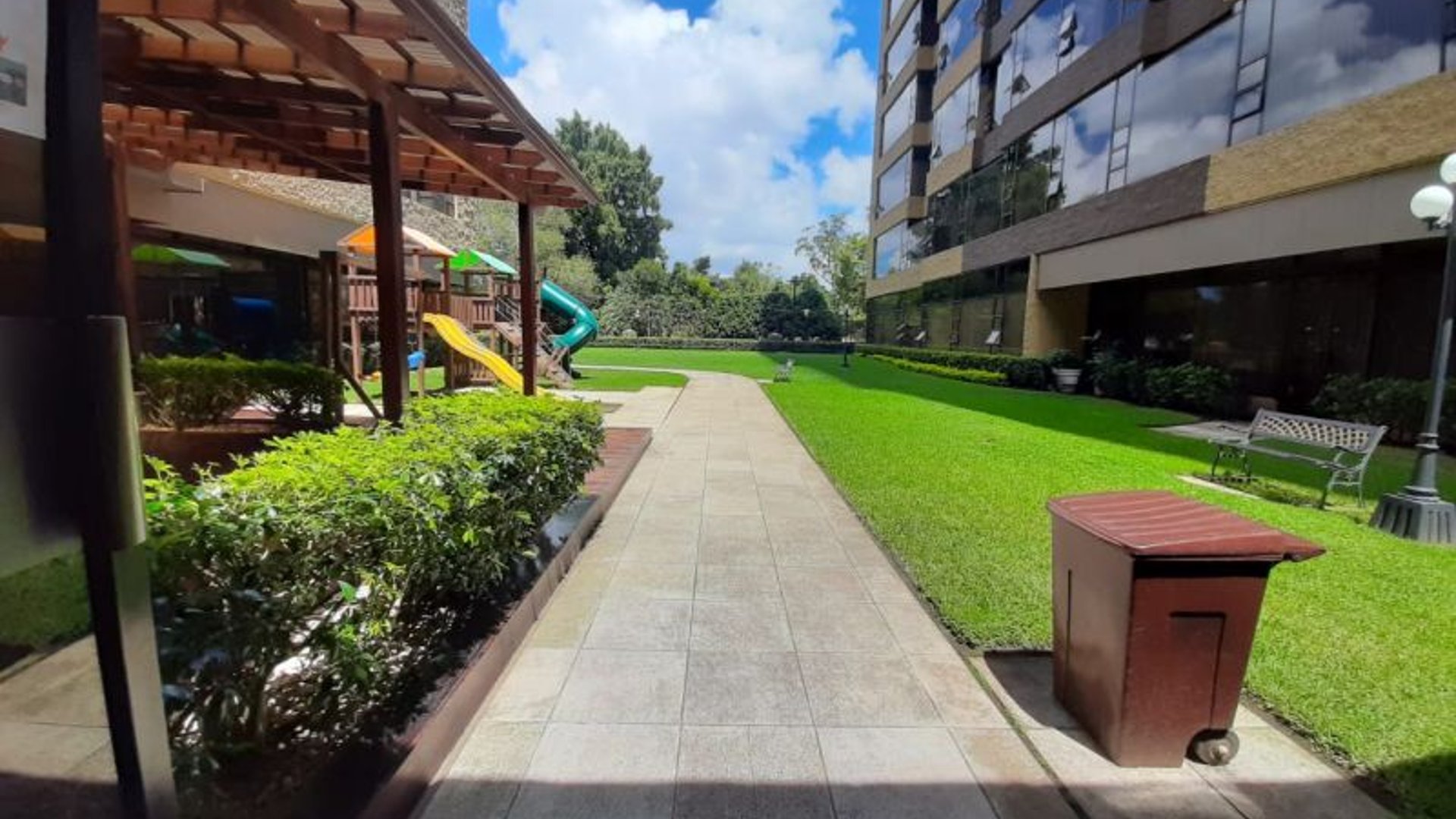 ???? APARTAMENTO AMUEBLADO EN RENTA – 3 HAB | EDIFICIO MILENIA | ZONA 10 - Miniatura 11