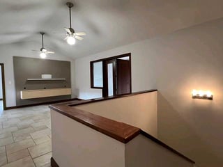 Venta de amplia casa en Km 20 Carr. a Fraijanes, Colinas de Castel (C) - Image 7