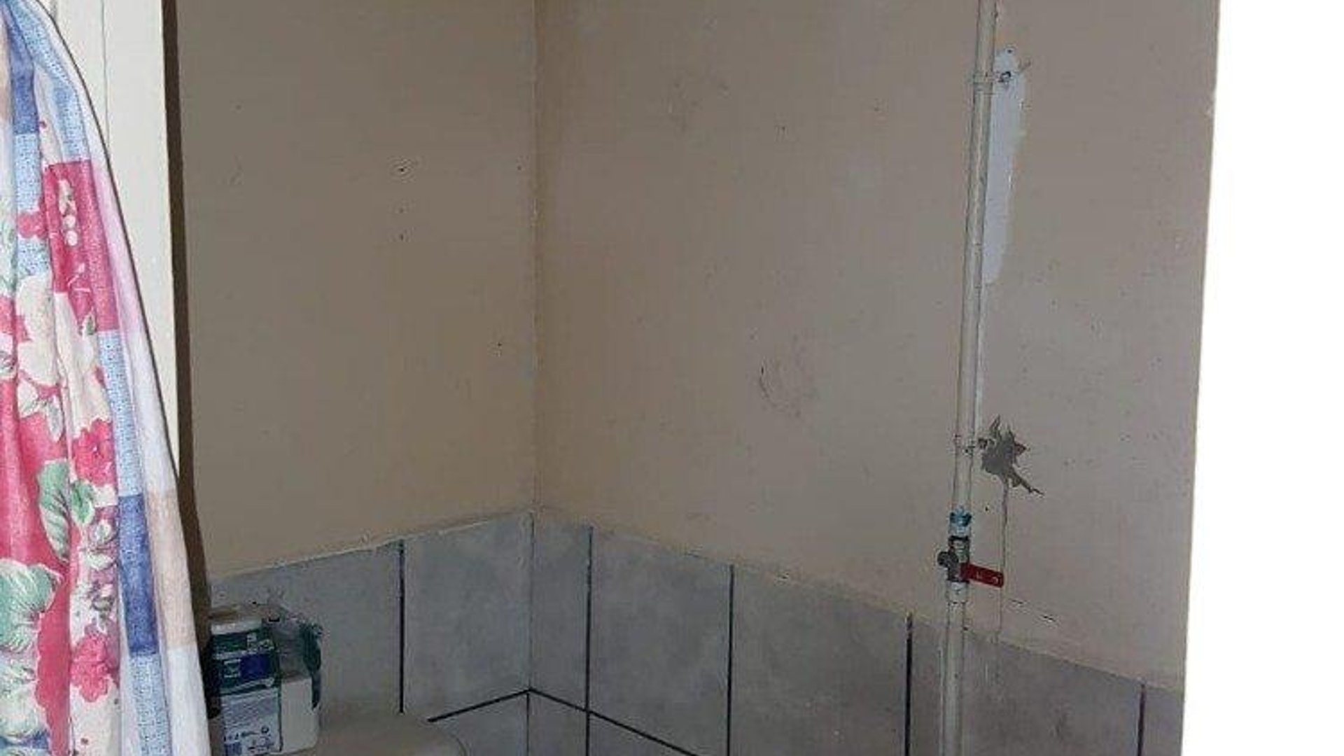SE VENDE CASA COMERCIAL CENTRO DE ESCUINTLA - Miniatura 4