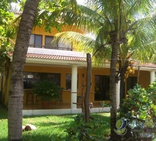 SE VENDE CASA EN MONTERRICO