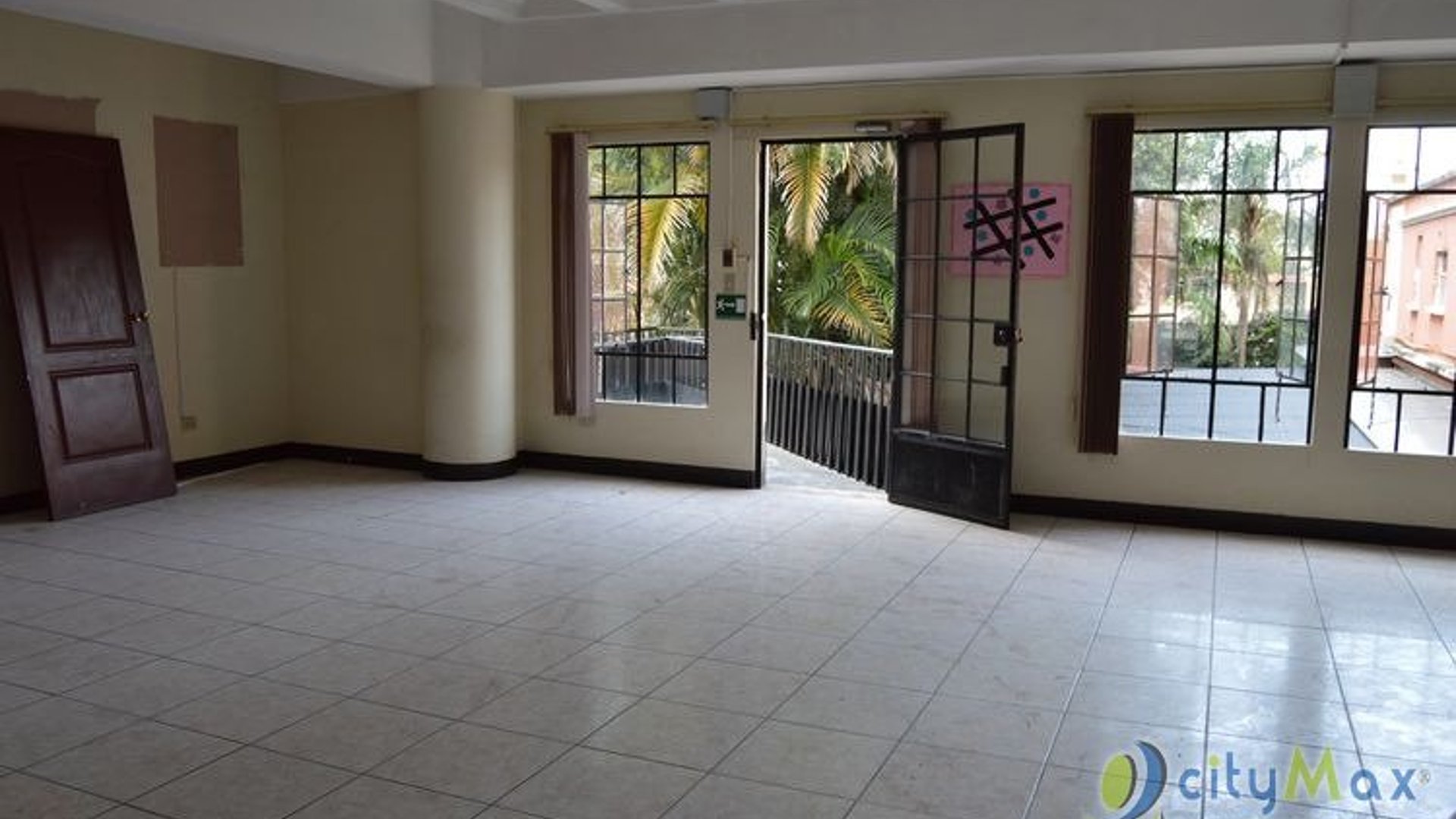 Edificio en Venta en Esquina en Colonia Mariscal - Miniatura 2