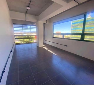 Oficina en alquiler en edificio Nova Reformador zona 9 Ref-5530