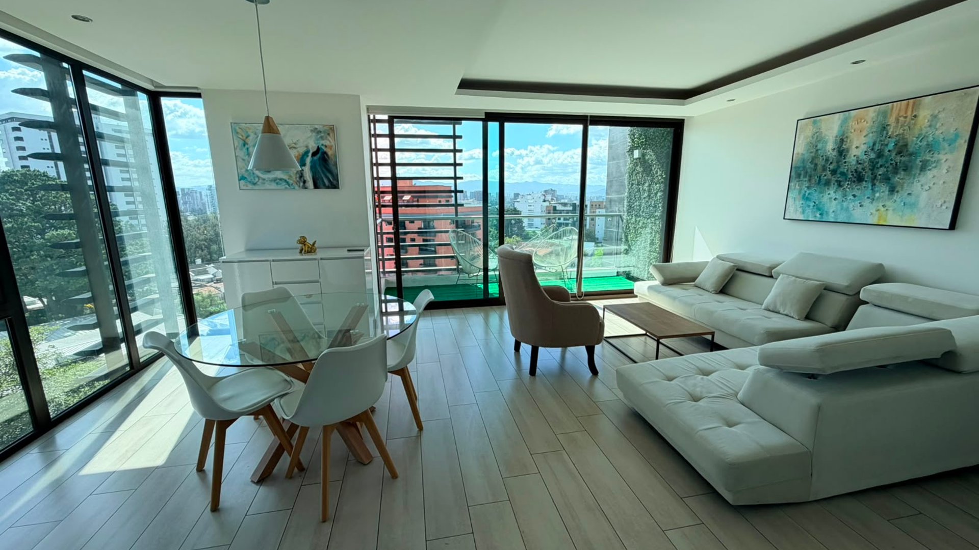 APARTAMENTO EN RENTA |AMUEBLADO | LIV | ZONA 15 - Miniatura 4
