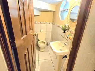 CASA EN RENTA Y VENTA EN CASCADAS DE VH IV, ZONA 16, 4 HABITACIÓNES‼️ - 5