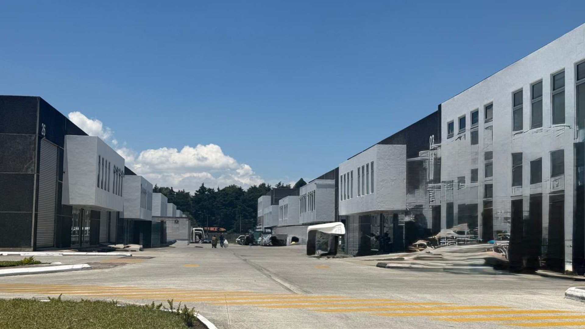 Ofi-bodega en alquiler entrada de carretera hacia San José Pinula