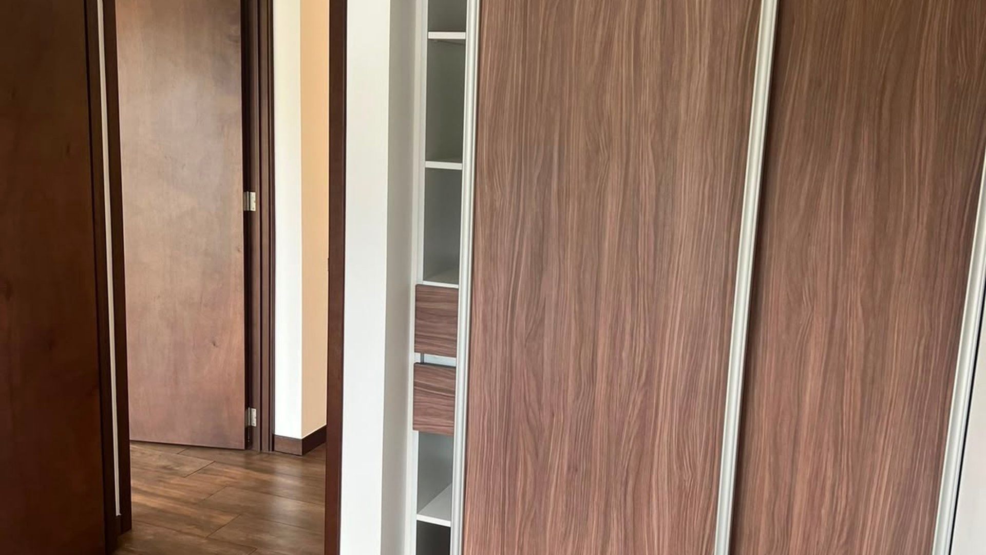 ???? APARTAMENTO EN RENTA – 2 HAB + LÍNEA BLANCA | BRUNELO | ZONA 10 - Miniatura 13