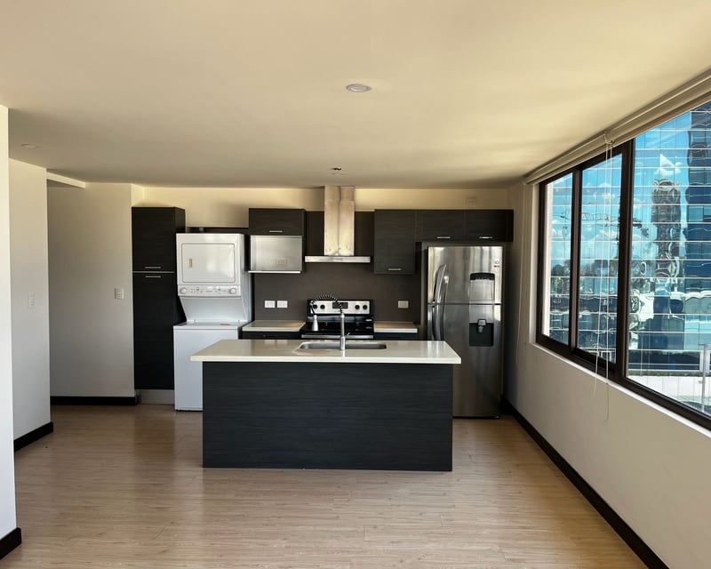 Renta y Venta de Apartamento en VEINTI4 Zona 10 a la par de Zona Pradera | 2 Habitaciones completas