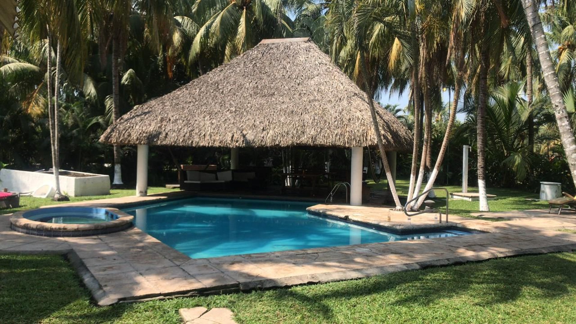 CASA DE PLAYA EN RENTA, EN PUERTO QUETZAL