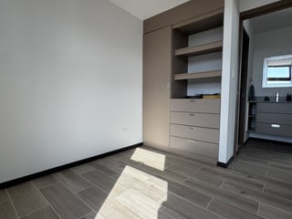 Apartamento en Renta zona 10 Equipado - 3