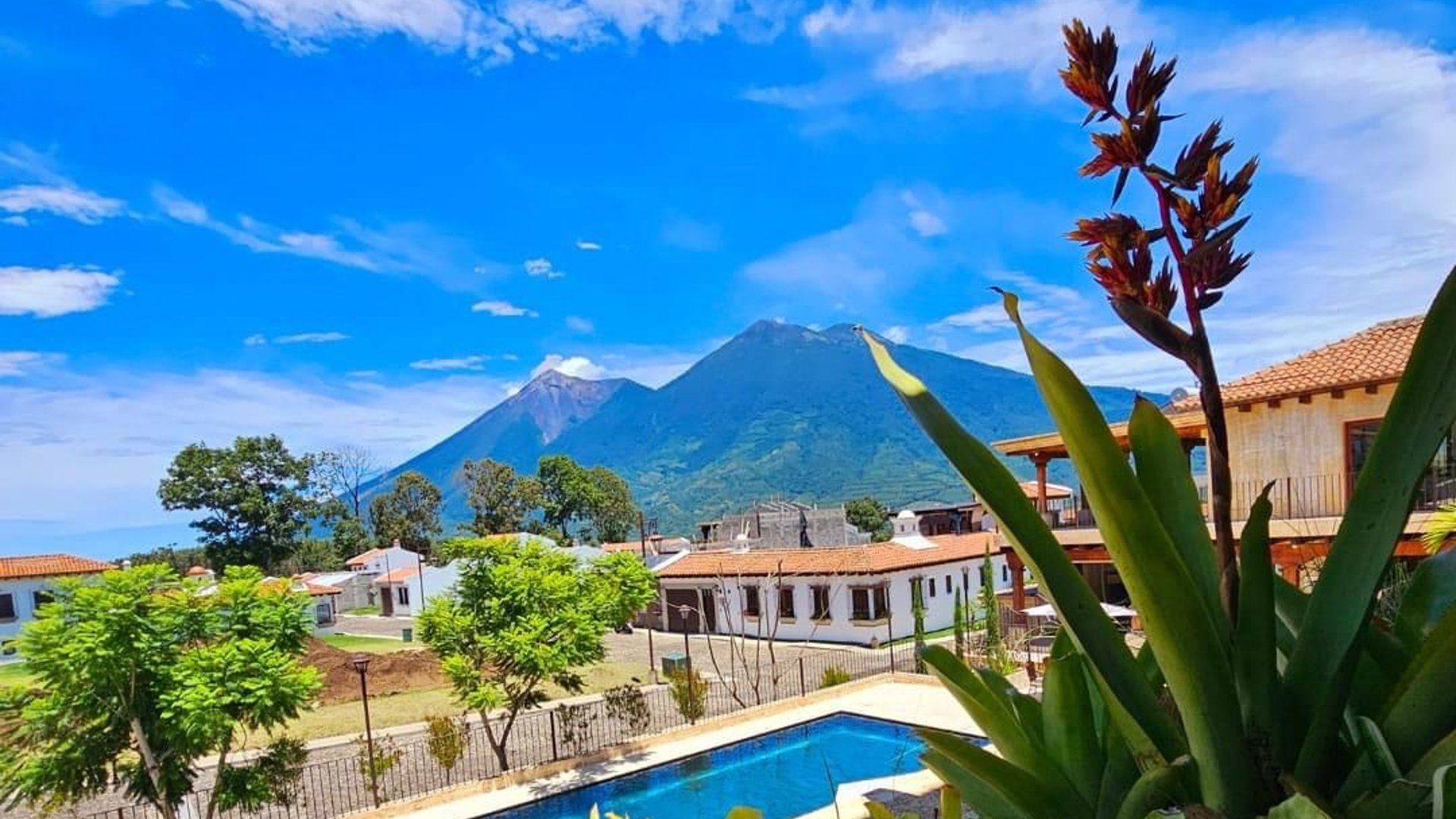 CASA EN VENTA EN ANTIGUA GUATEMALA