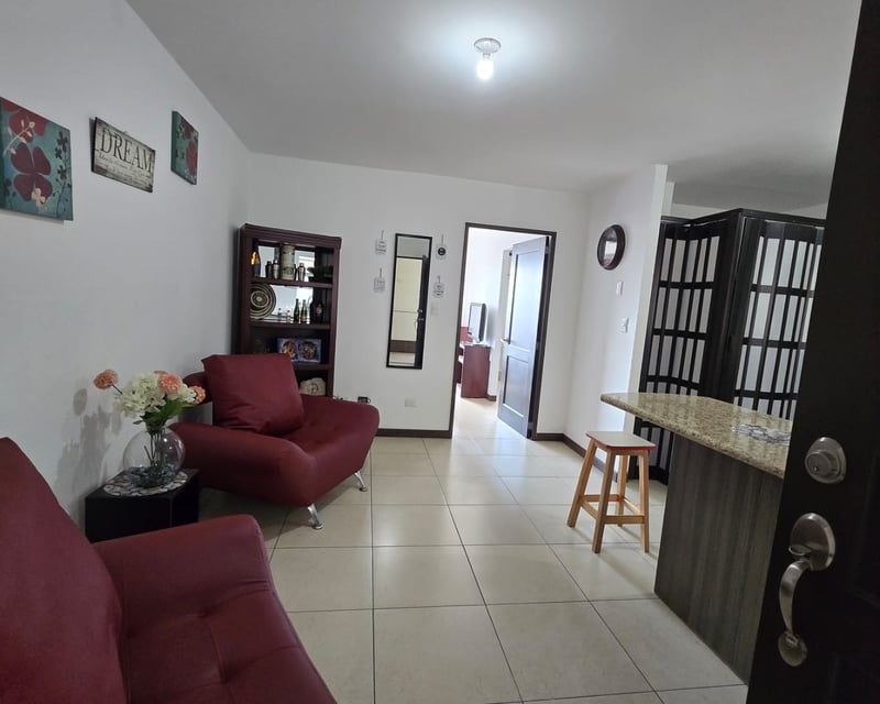 Apartamento 1 hab. en alquiler o venta Sta María de Las Charcas z. 11