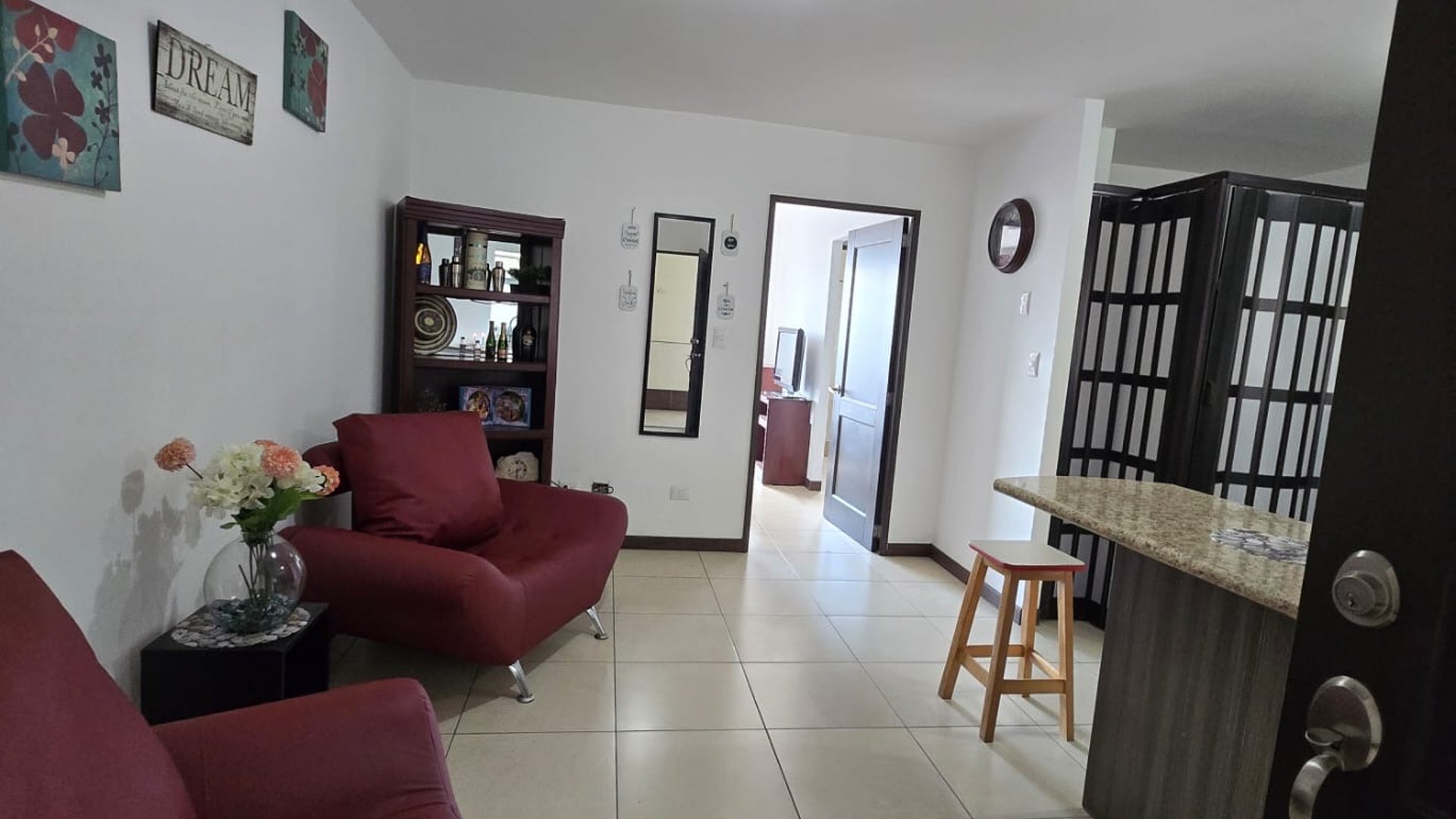 Apartamento 1 hab. en alquiler o venta Sta María de Las Charcas z. 11