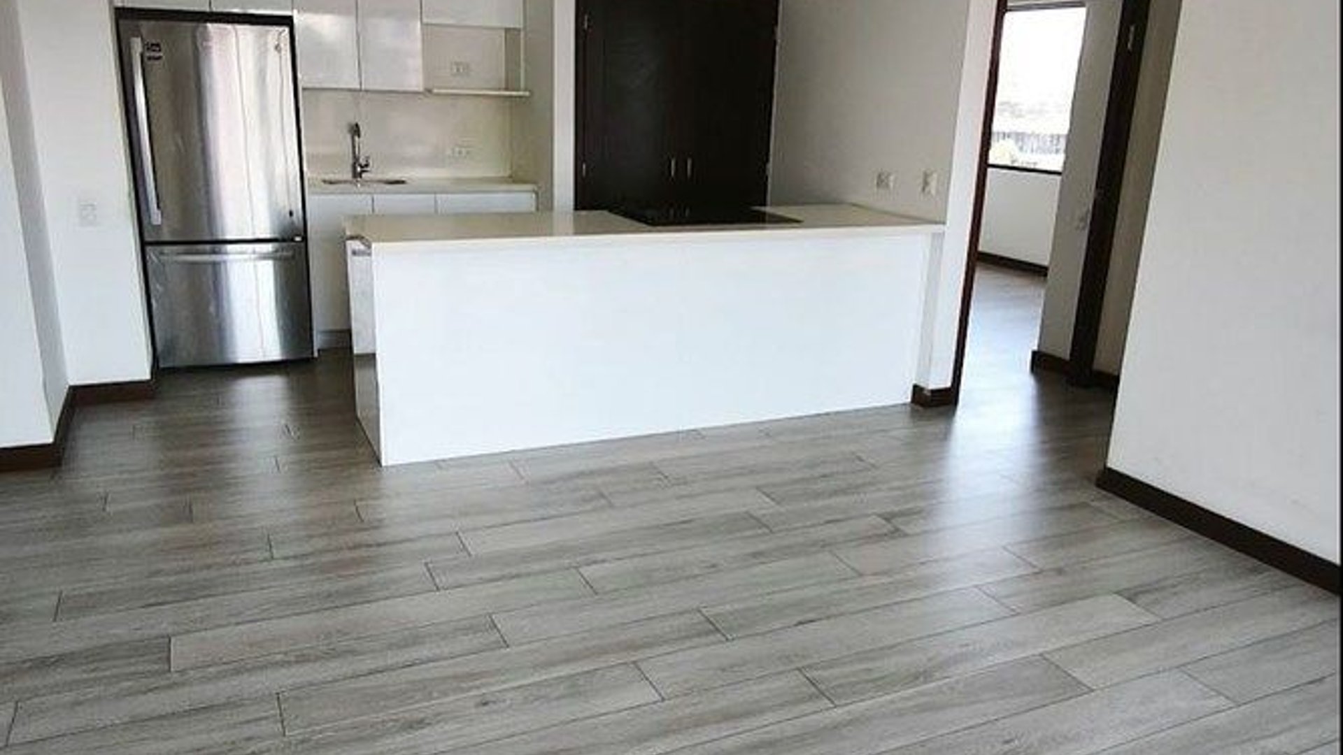Apartamento en Renta – Edificio NU, Zona 15 - Miniatura 3