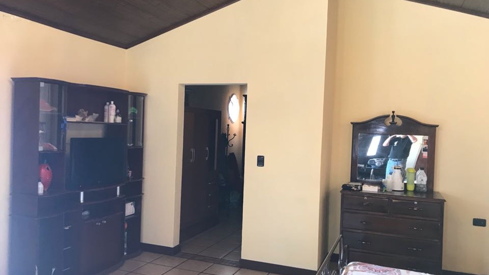 Casa GRANDE en Venta en Jocotenango, Sacatepéquez; Guatemala - Miniatura 10
