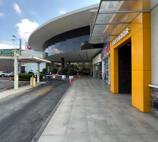 Local Comercial En Renta en Zona 9