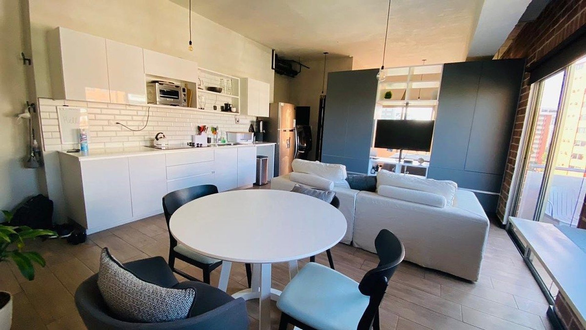 Apartamento en ALQUILER en Casalini zona 10 - Miniatura 2