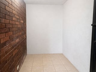 RENTO CASA DE UN NIVEL EN COLONIA CANDELARIA, ANTIGUA - Image 13