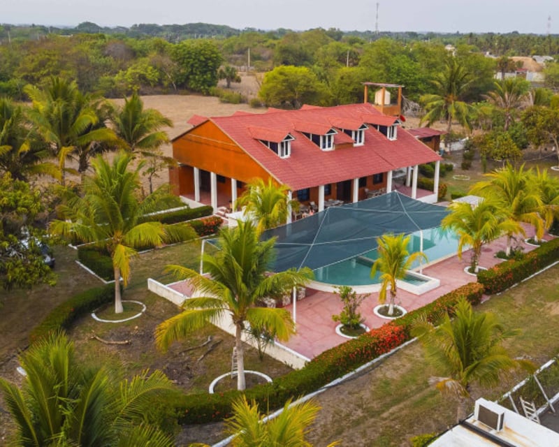 Chalet vacacional en venta y renta en Monterrico