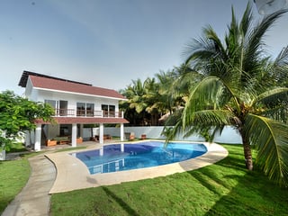 CASA DE PLAYA EN RENTA EN MONTERRICO VILLA 8 - 4