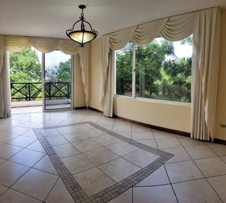 Casa en venta en San Lazaro para inversión Rentada