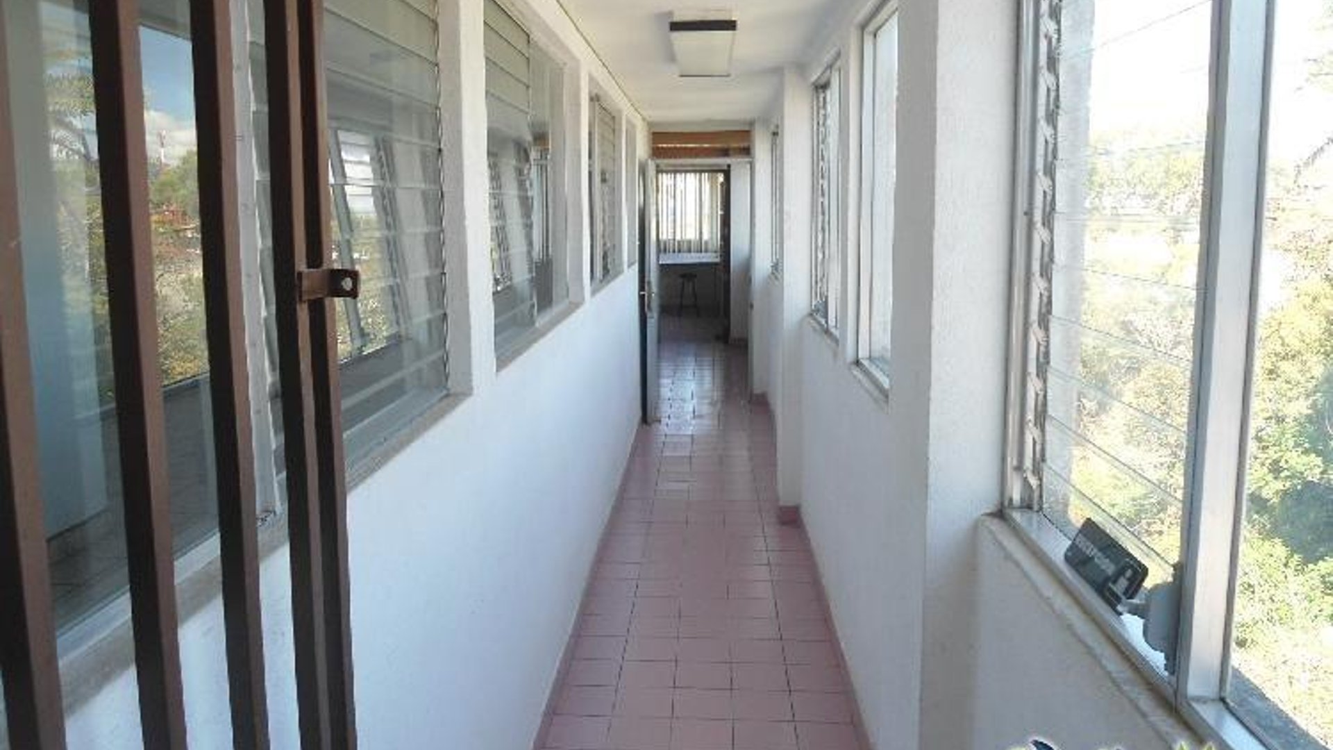 Alquiler o venta edificio comercial en zona 2 Guatemala