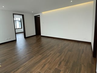 Casa en Renta en Zona 10, 3 habitaciones y hab de servicio ref-6075 - 4