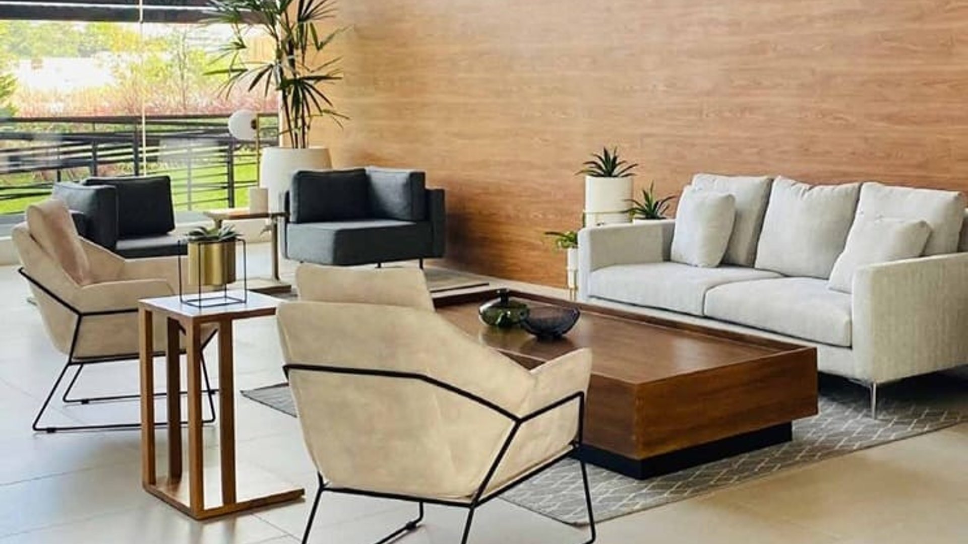 APARTAMENTO EN VENTA EN EDIFICIO SEGHERIA ZONA 14 