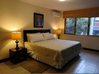 Apartamento en renta, en Zone 10 - Image 3